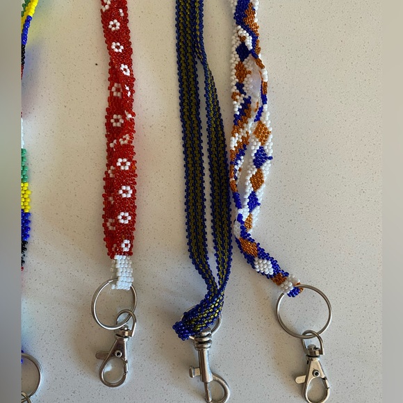Handbeaded lanyards from South Africa - Picture 4 of 6